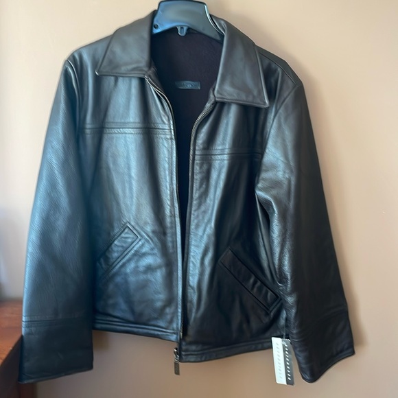 Kenneth Cole Reaction Jackets & Blazers - NWT Kenneth Cole Reversible Brown Leather Jacket with Fleece Inside- Medium